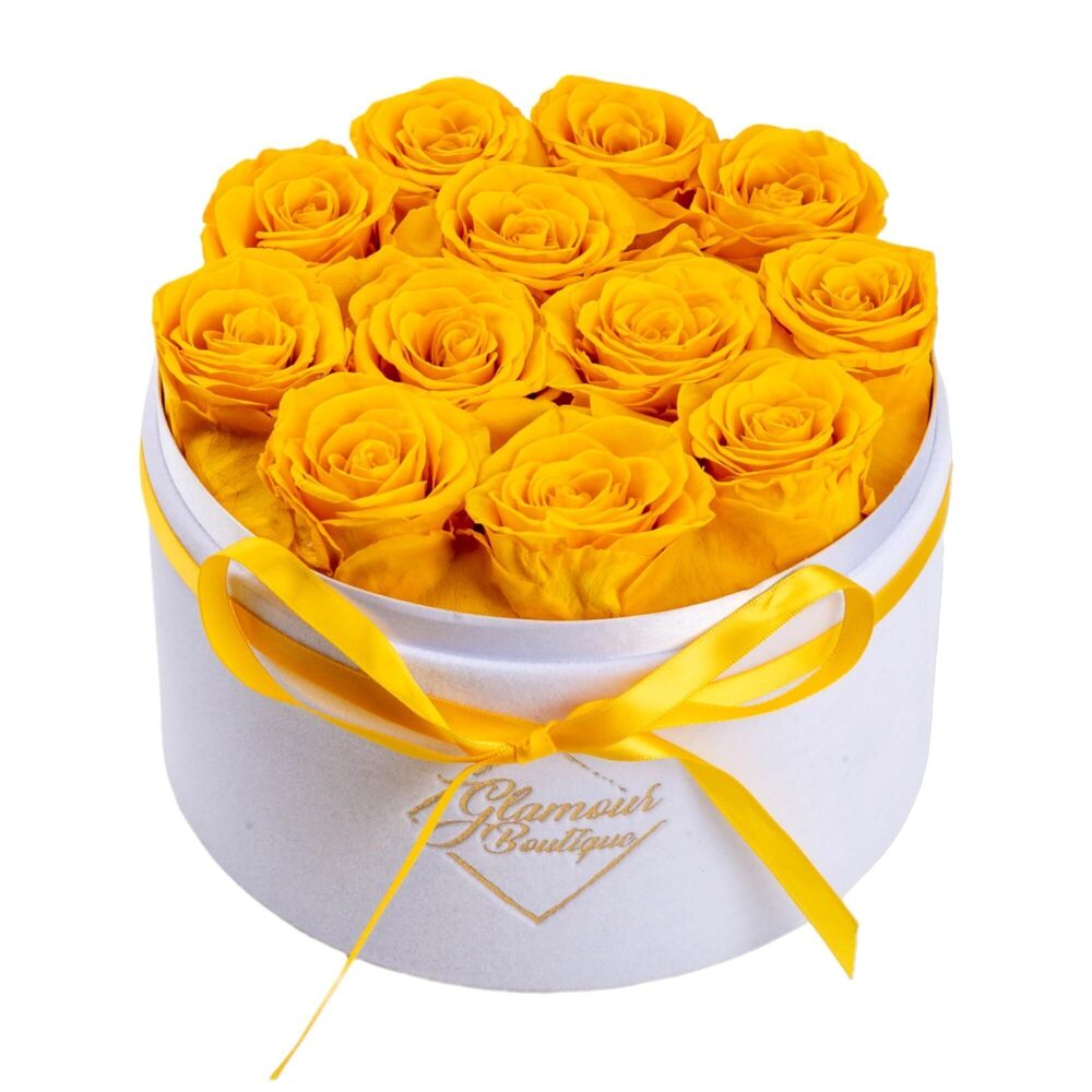 4901 Flower Forever Gift Box 12 Real Preserved Roses in Round Velvet White